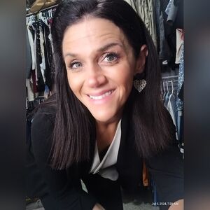 Meet your Posher, Jenn